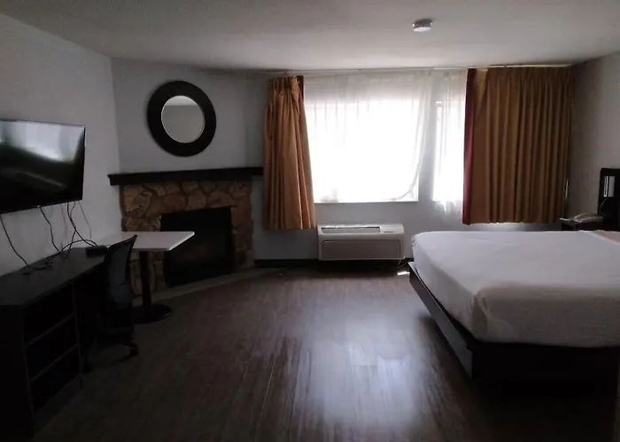 Hotel Pinetop Studio Suites 2*