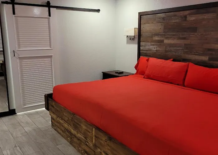 Pinetop Studio Suites