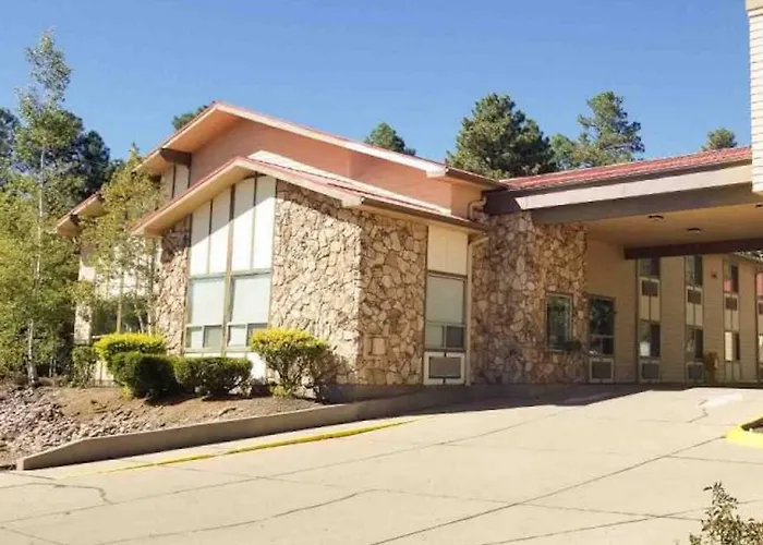 Pinetop Studio Suites