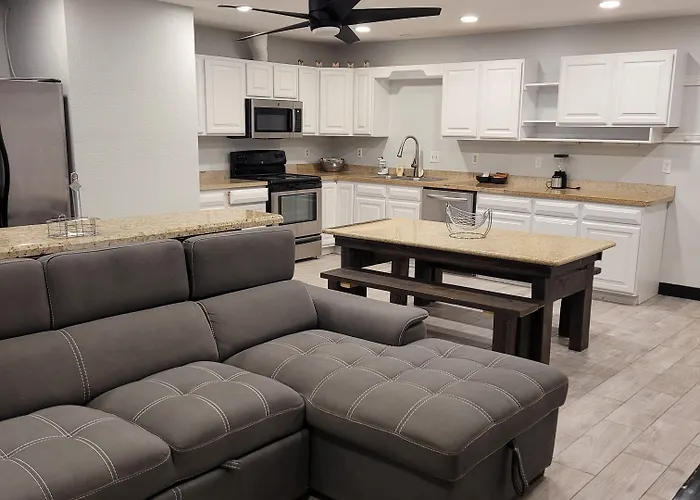 Pinetop Studio Suites 2*