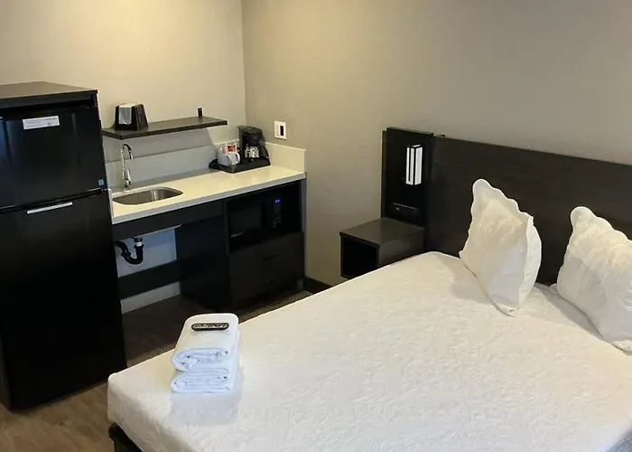 Pinetop Studio Suites Hotel