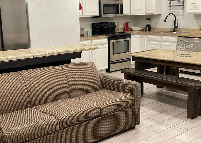 Pinetop Studio Suites 2*