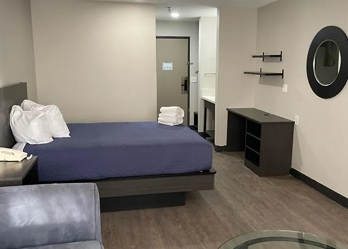 Pinetop Studio Suites Hotel