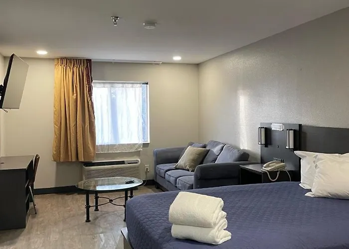 Pinetop Studio Suites