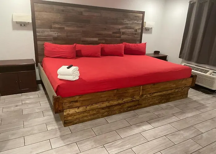 Hotel Pinetop Studio Suites